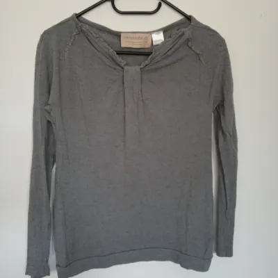 Tee shirt, petit haut gris manches longues, Vanessa bruno édition limité, taille 38